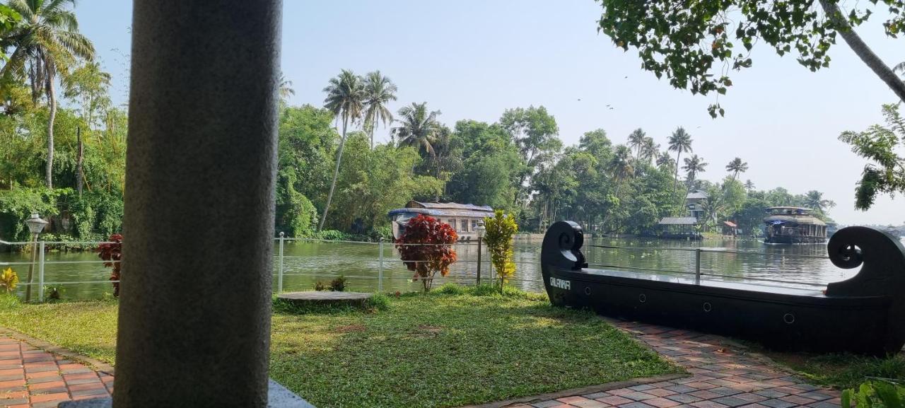 Chilanka Lake View Resort Alappuzha Exterior foto